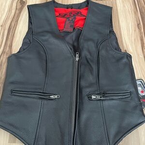 Z1R Black Leather Motorcycle Riding Conceal Carry Vest Womens Large